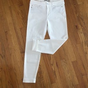Liverpool white slim fit crop /ankle pants.